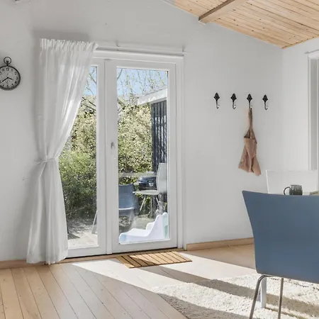 Dom wakacyjny Gorgeous In With Wifi Kerteminde